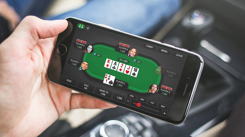 Chơi poker online trên máy tính và di động